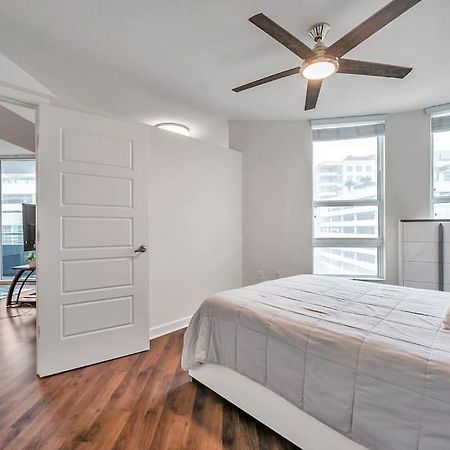 Luxury Apt 3 Mins To Dt Tampa -Pool-Gym-Balcony Exterior photo